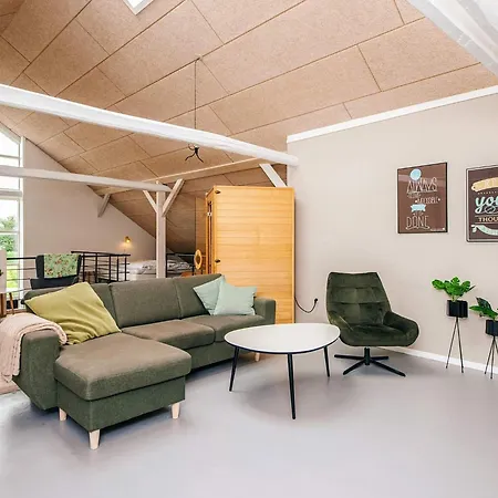 4 Star In Henne Holiday home Henne Strand