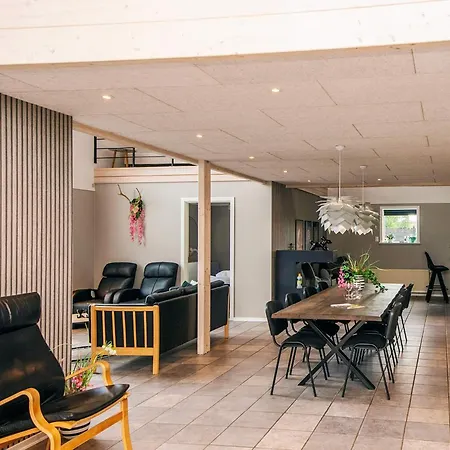 Holiday home 4 Star In Henne *