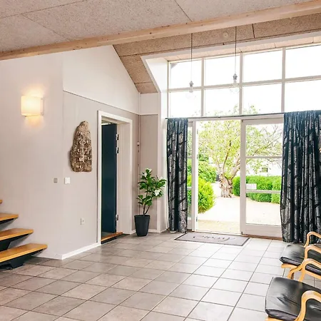 4 Star In Henne 度假居