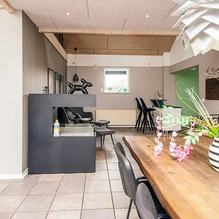 4 Star In Henne Holiday home