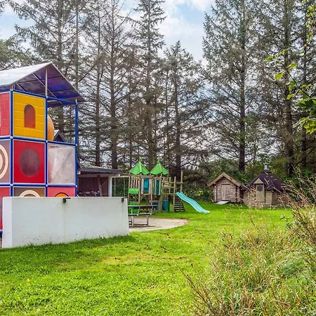 度假居 4 Star In Henne