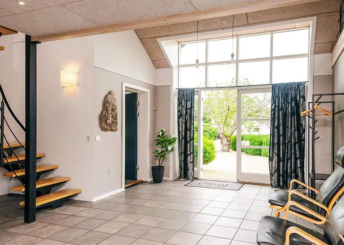 4 Star In Henne Holiday home